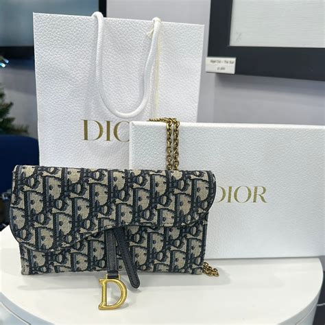 dior saddle wallet price